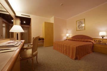 PARK HOTEL VILLA FIORITA, 