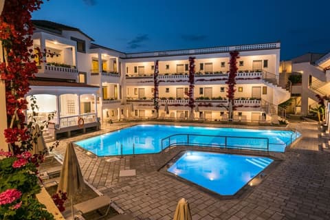 ARIADNE HOTEL APARTMENTS & SUITES