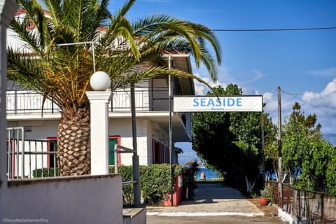 SEASIDE RESORTS