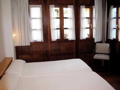 HOTEL LA PLAZA