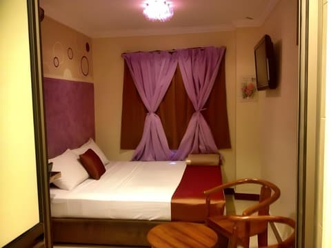 Mine Hotel