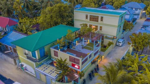 UMET Stay, Fishing and Diving Hotel