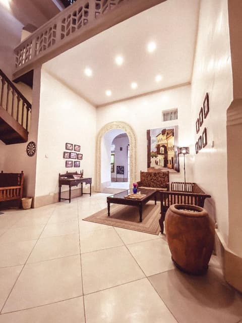 Smiles Stone Town Hotel 