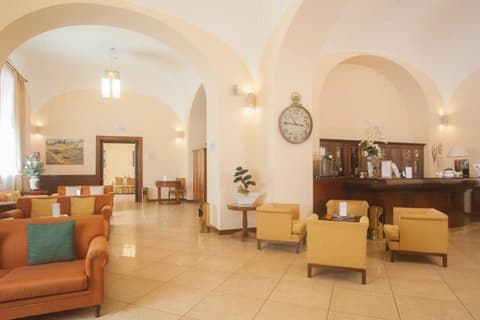 Le Cheminèe Business Hotel