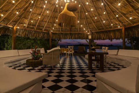 Hotel Coralina Island