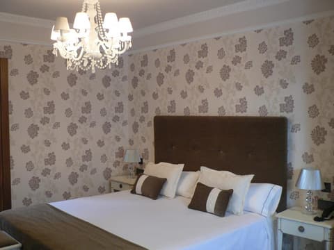 Posada Real Los Cinco Linajes, 