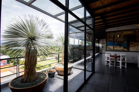 Maria Ines Hotel Suite, 