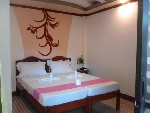 Vali-Joe Travel Lodge