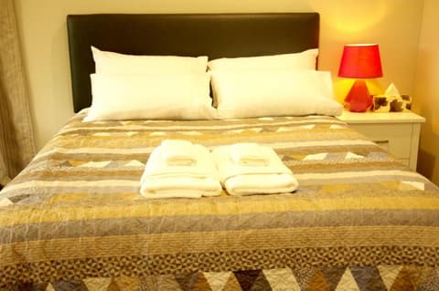 Lake Domain Boarding Holiday House