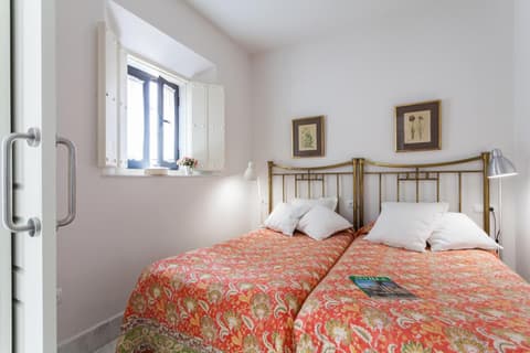 Sevilla Home Center, 