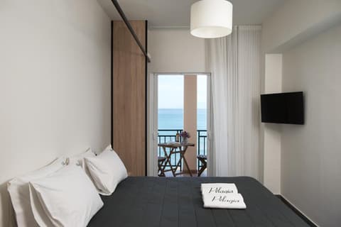 Pelagia Sea Side