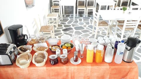 Alexandra Suites & Rooms - MYKONOS PORT