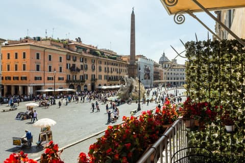 Hub Navona