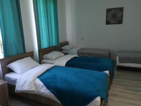 Family Нotel Banuri, 