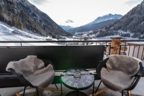 A CASA Rubin Chalet & Studio Resort, 