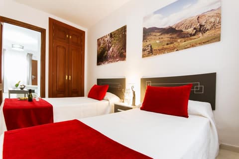 Apartamentos El Tajo & SPA