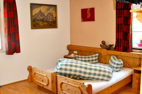 "0" Sterne Hotel Weisses Rössl in Leutasch/Tirol