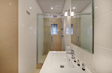 Jagiellonska 3 ApartHotel - Duze przestronne pokoje, centrum miasta, szybkie WiFi