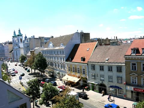 KIBI Rooms self check-in, 