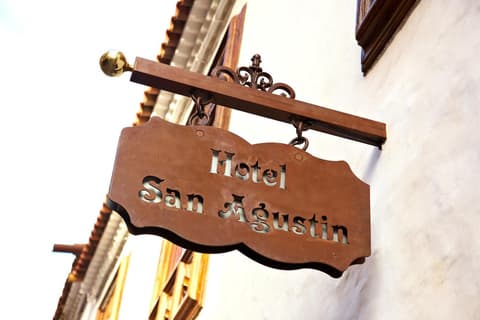 Hotel Emblemático San Agustin, 