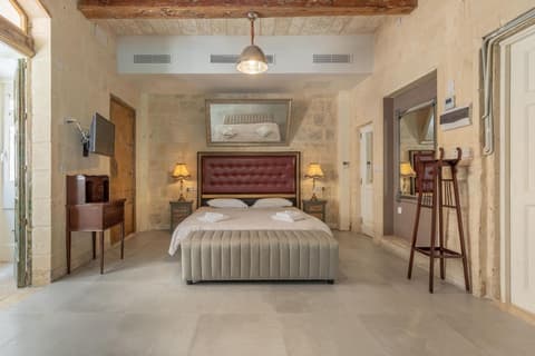 Luciano Al Porto Boutique