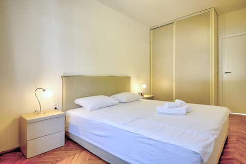 Fashion Beach Apartments