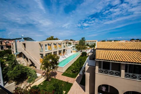 Amour Holiday Resort, 