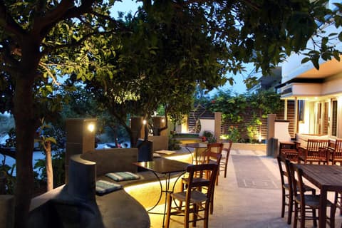 Philoxenia Hotel & Studios