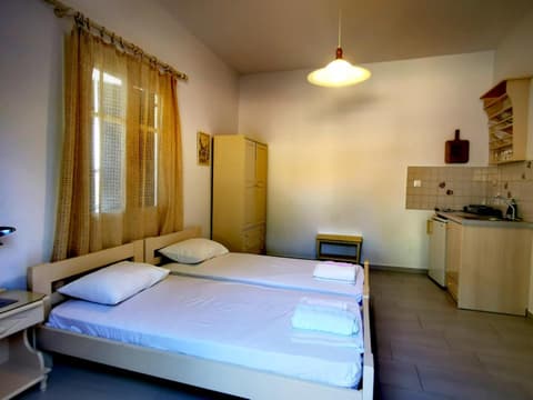 Oasis Studios Logaras