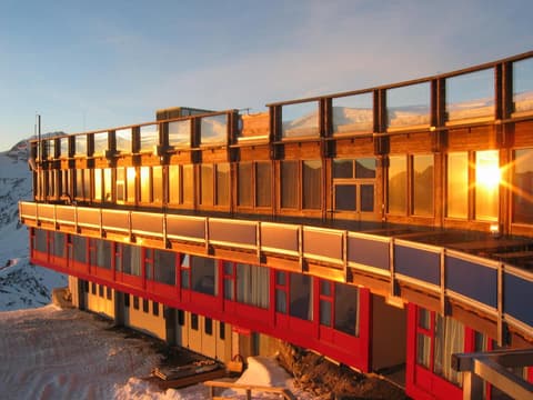 Glacier Hotel Grawand, 