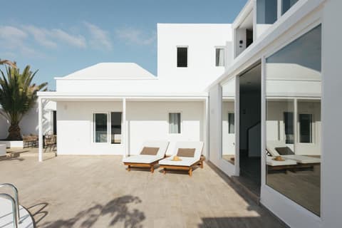 Alava Suites