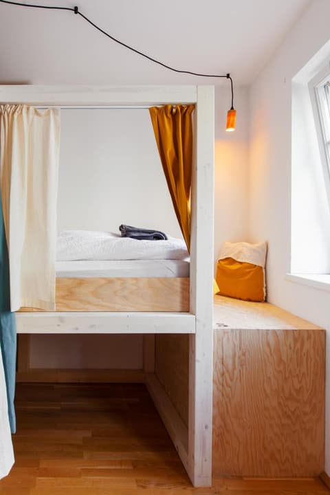 Montagu Hostel & Bar