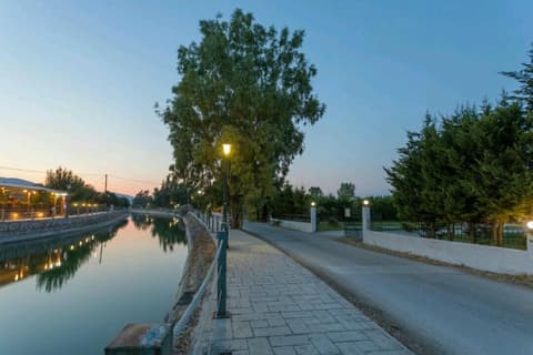 Eleni Studios & Apartments, 