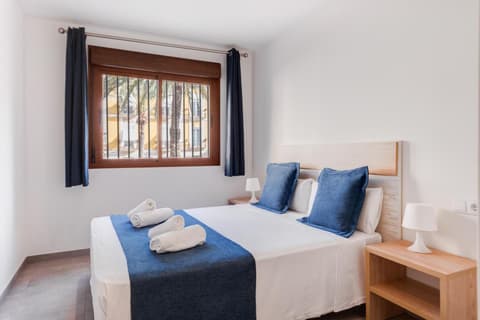 Apartamentos Quijano by Be Alicante