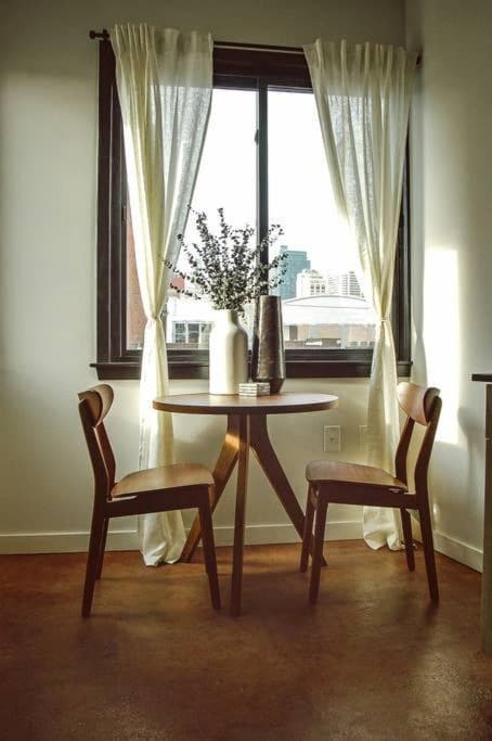 Billy Penn Studio at Kestrel Hotel, 