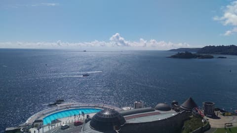 The George Guest House