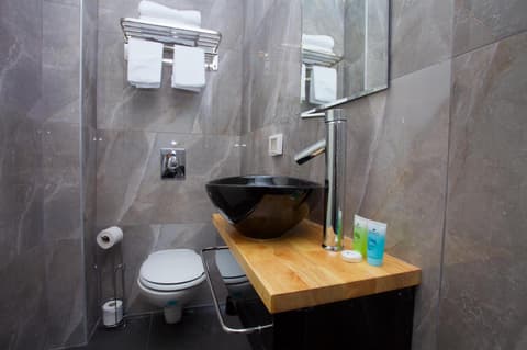 Moon TOP- 4th floor, 