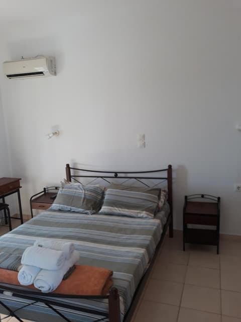 Katerina & Efi Apartments