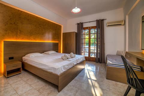 Amarylis Beachfront Studios, 