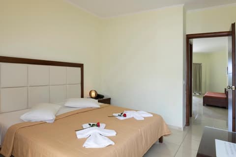 Sandy Suites