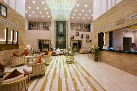Best Plus Aurora Hotel