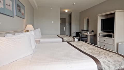 Quarterdeck Inn Port Hardy, 