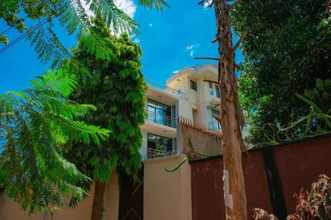 Kilimanjaro White House Hotel, 