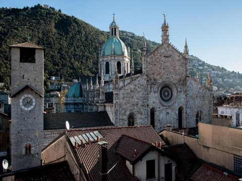 IL MELOGRANO HOLIDAY COMO