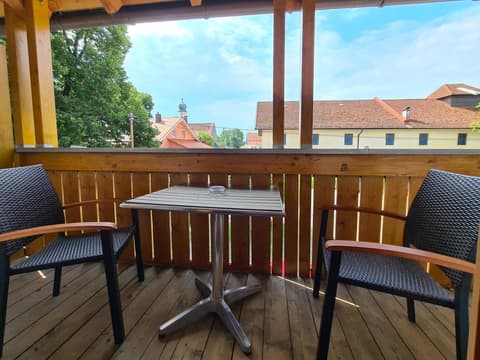 Hotel am Hachinger Bach by Blattl