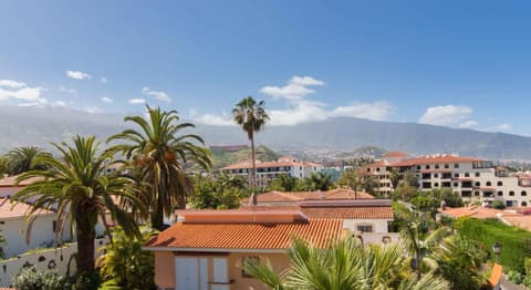 Apartamentos La Carabela