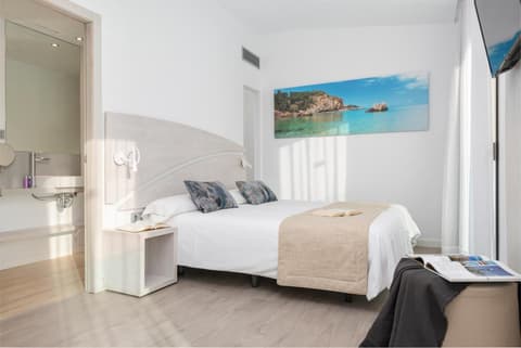 Llaut Boutique Hotel