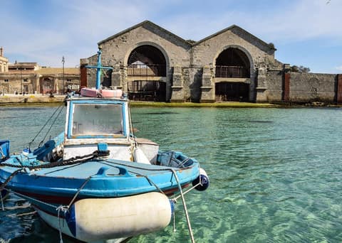 Elimi Favignana Apartments - Residence in città