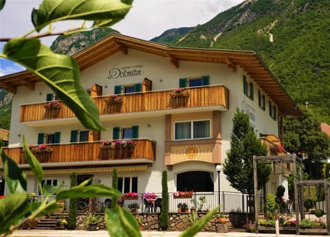 Guesthouse Dolomiten, 