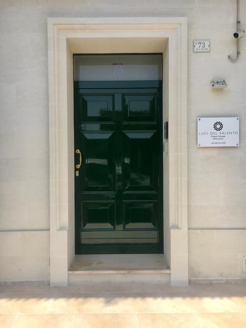 Luci del Salento Guest House